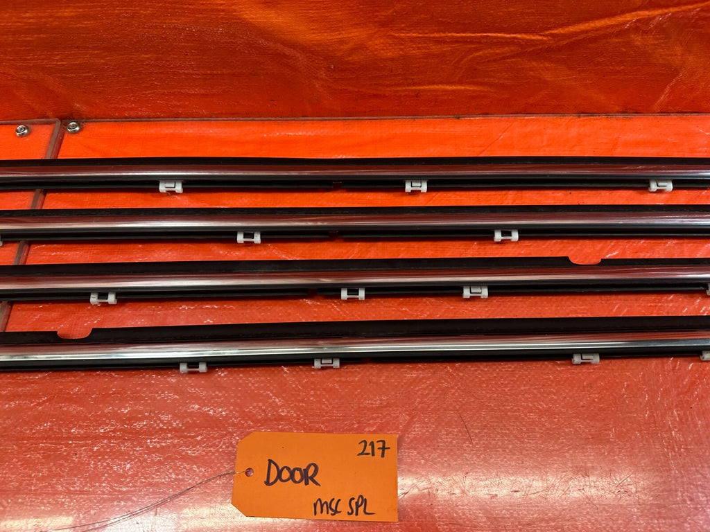 08 15 LANCER EVOLUTION X EVO 10 LEFT RIGHT FRONT REAR CHROME DOOR GLASS TRIM 2176