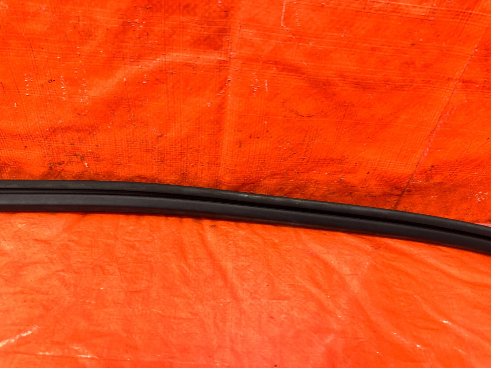 96 00 HONDA CIVIC SEDAN PASSENGER RIGHT FRONT RUN CHANNEL OEM #2973