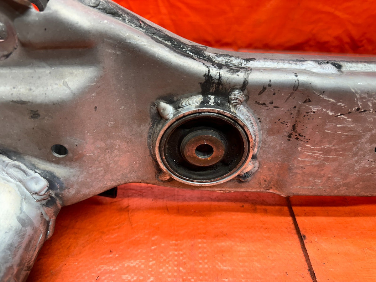 03-08 NISSAN 350Z REAR ALUMINUM SUSPENSION SUBFRAME CROSSMEMBER OEM #34618
