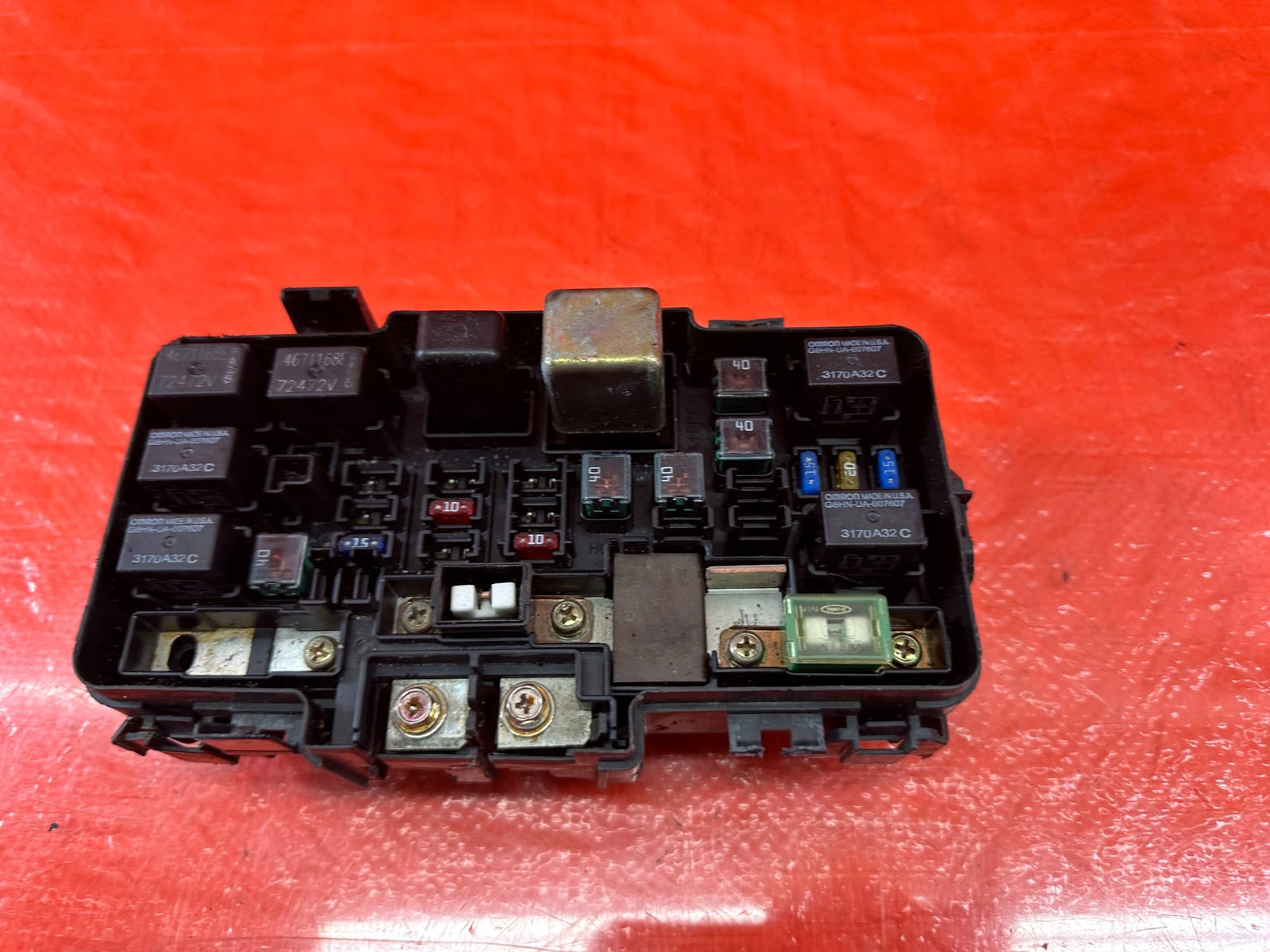 01 02 HONDA CIVIC   EXTERIOR UNDER THE HOOD ENGINE BAY FUSE BOX PANEL   OEM #D175