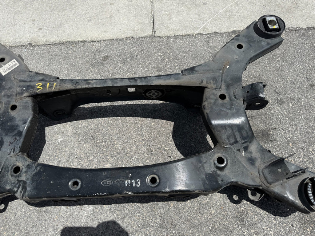 10 16 HYUNDAI GENESIS COUPE   REAR SUBFRAME CROSSMEMBER K FRAME   OEM #30213