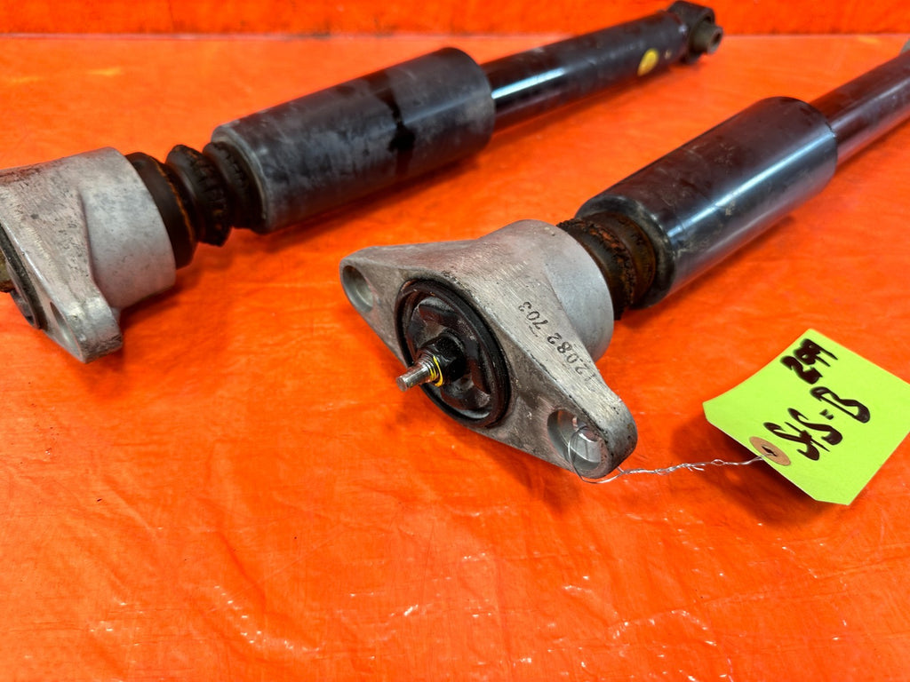 13 16 HYUNDAI GENESIS COUPE 3.8L   SPORT MODEL W/ BREMBO   REAR SHOCKS OEM 2995