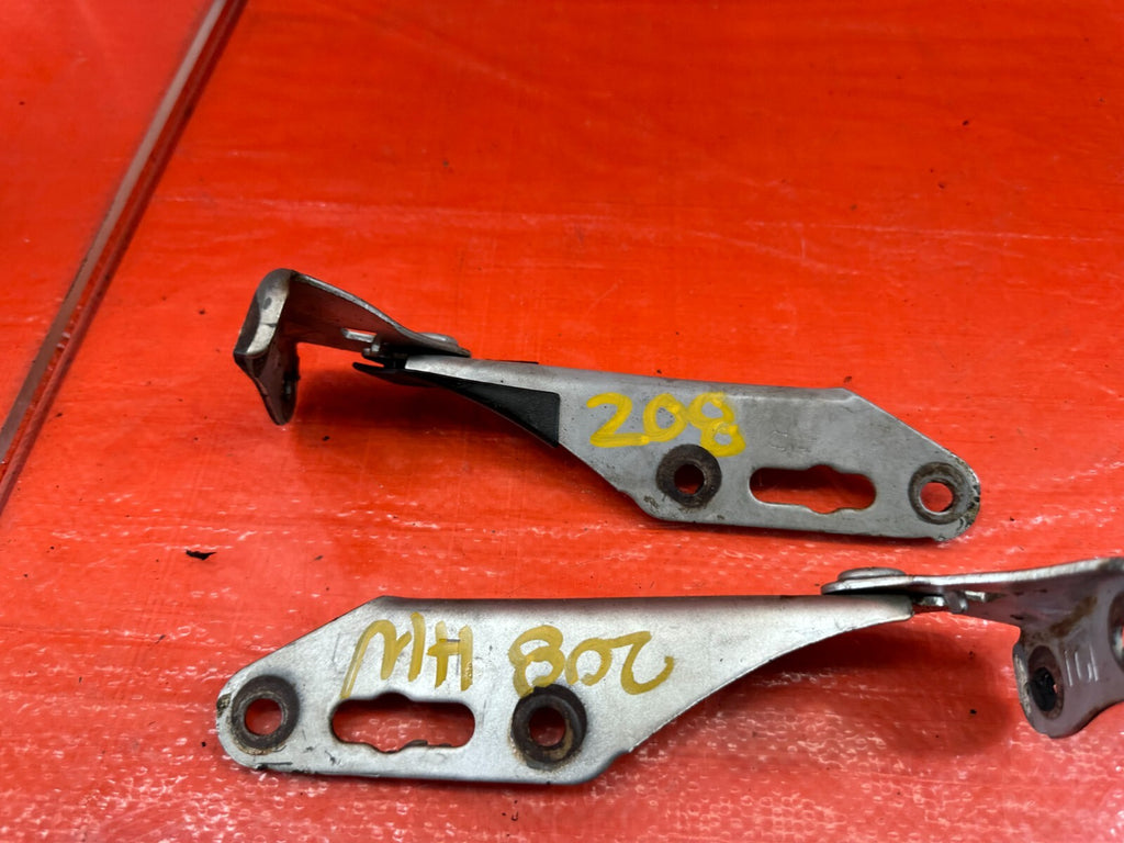 96 00 HONDA CIVIC   HOOD HINGE SET   DRIVER LEFT PASEENGER RIGHT   OEM   #2085