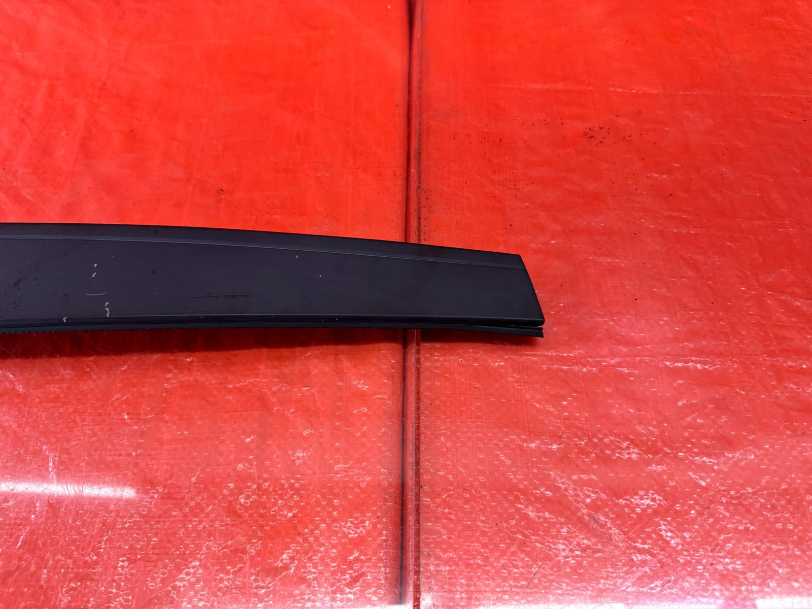 95 98 HONDA ODYSSEY   DRIVER LEFT FRONT DOOR SASH TRIM   OEM FACTORY #1934