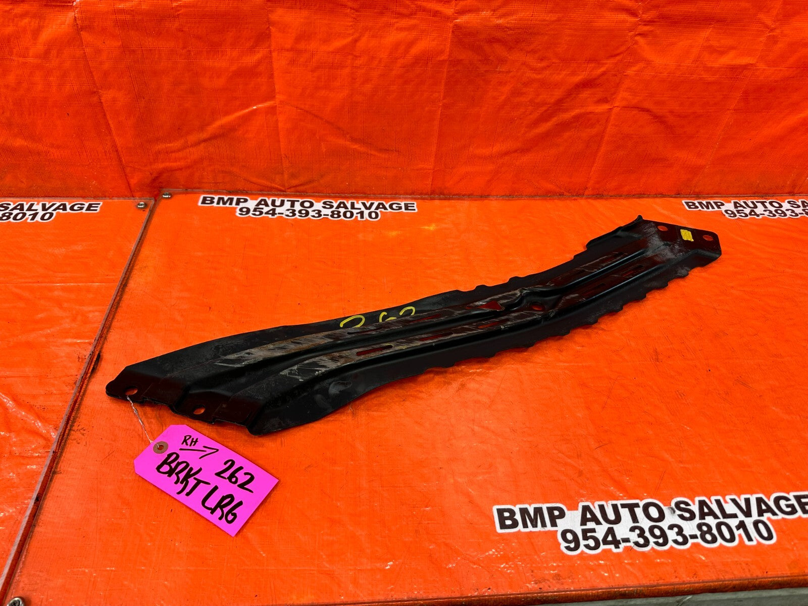 2004 04 NISSAN 350Z   PASSENGER RIGHT FRONT SUBFRAME BRACKET BRACE   OEM #2620