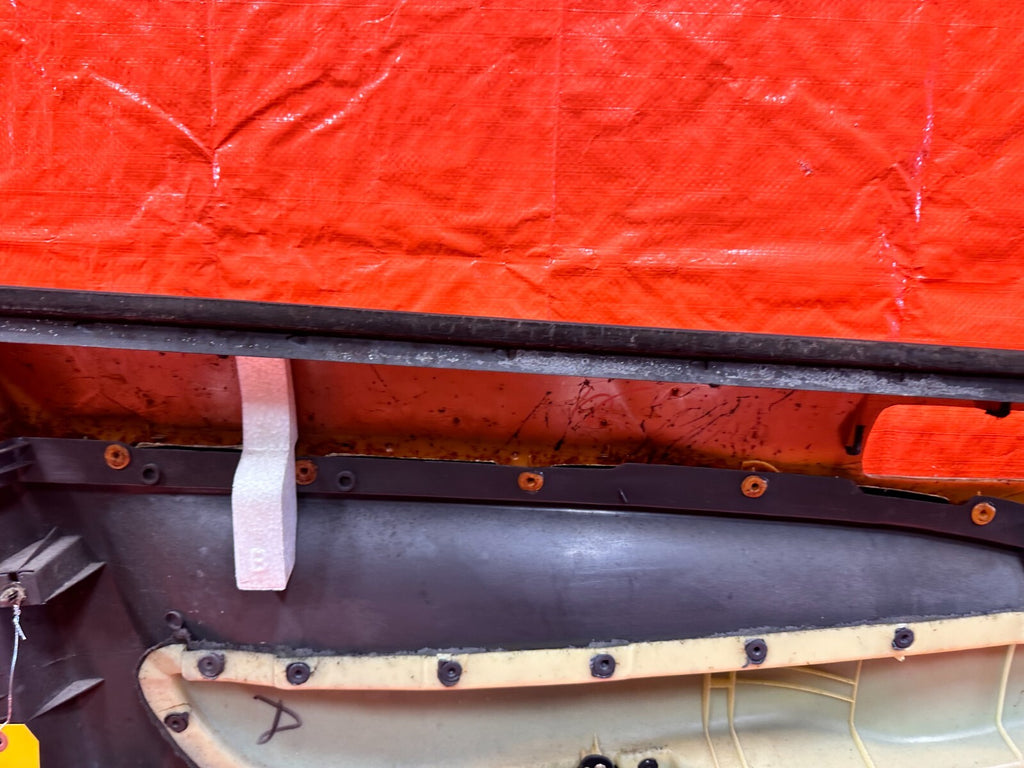 96 00 HONDA CIVIC HATCHBACK   PASSENGER RIGHT MANUAL NON POWER   DOOR PANEL OEM16