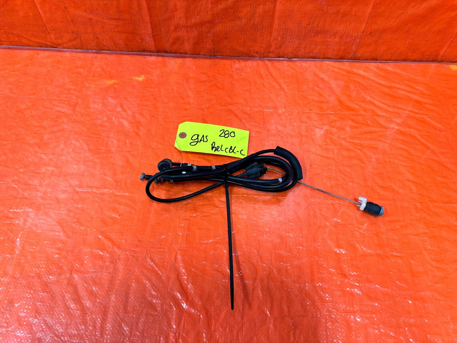 02 06 ACURA RSX BASE & TYPE S   GAS FUEL LID RELEASE CABLE   OEM OE #2800