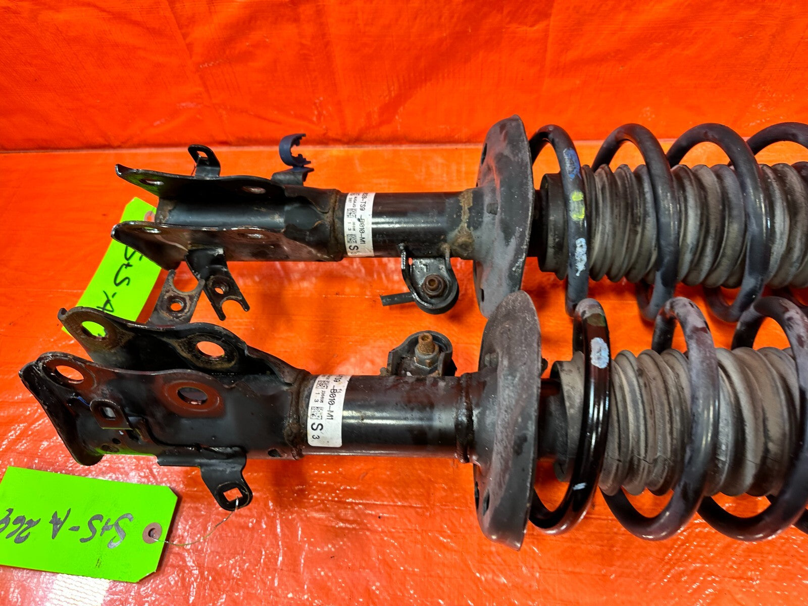 2013 13 HONDA CIVIC SI 2D COUPE   FRONT SHOCKS & SPRINGS LEFT AND RIGHT OEM #2699
