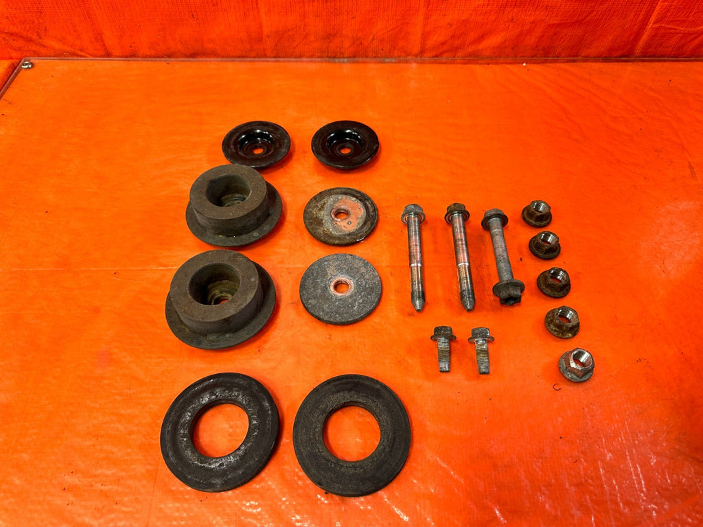 14 15 INFINITI Q50 3.7L   REAR SUBFRAME CROSSMEMBER CARRIER BOLTS   OEM #3161