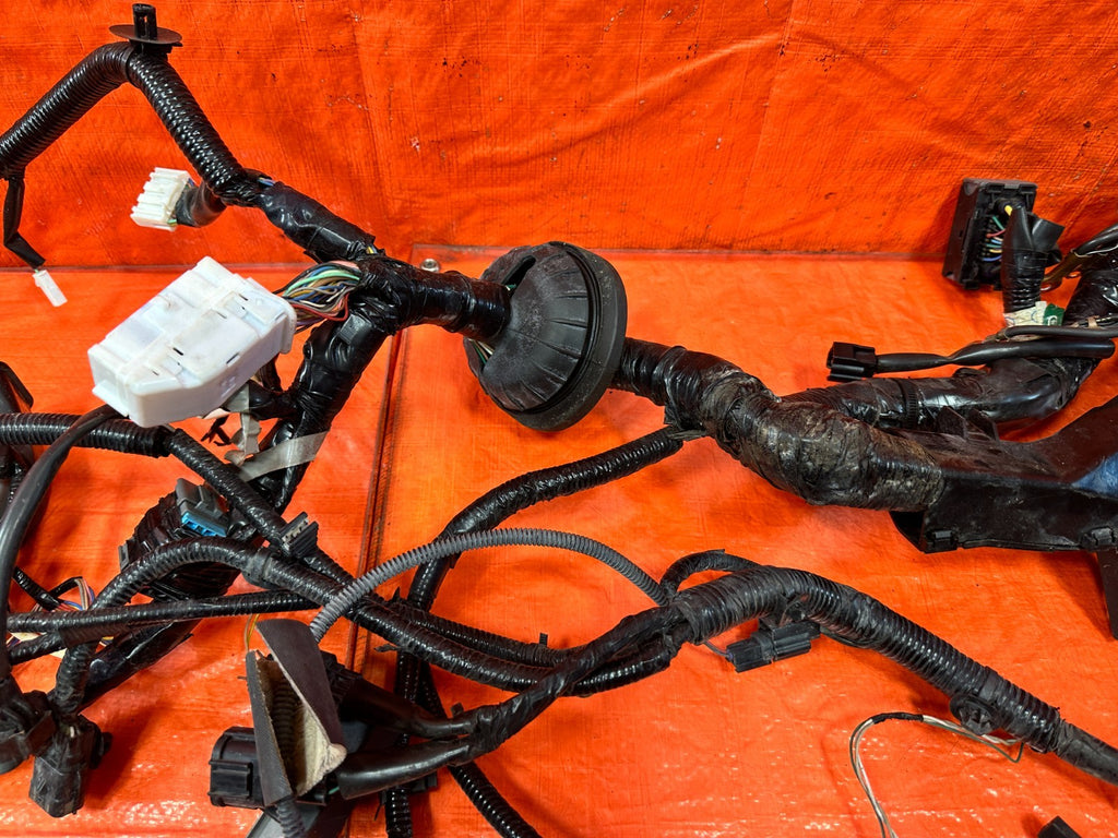 2016 16 INFINITI Q50   ADAPTIVE STEERING   ENGINE BAY UNDER HOOD HARNESS LOOM13
