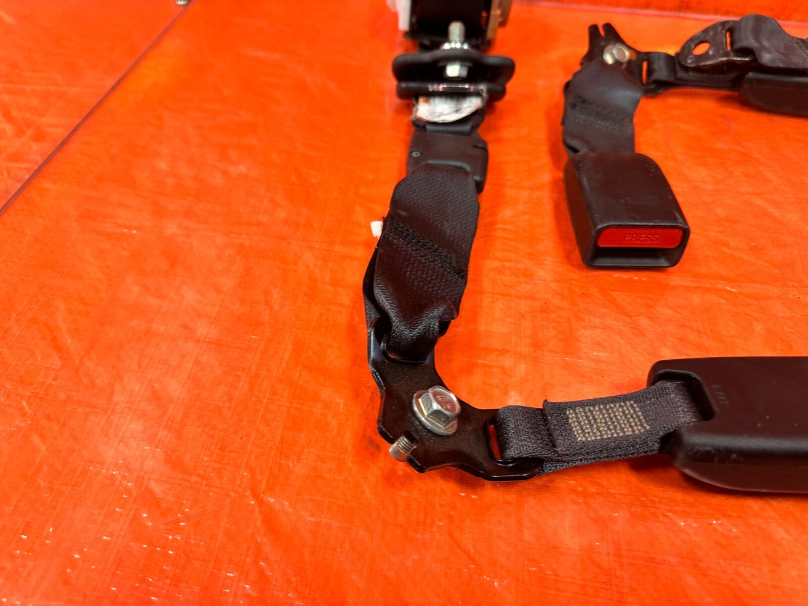 2013 13 SUBARU WRX STI WAGON REAR SEAT BELT SET LEFT & RIGHT SEAT BELTS OEM 2839