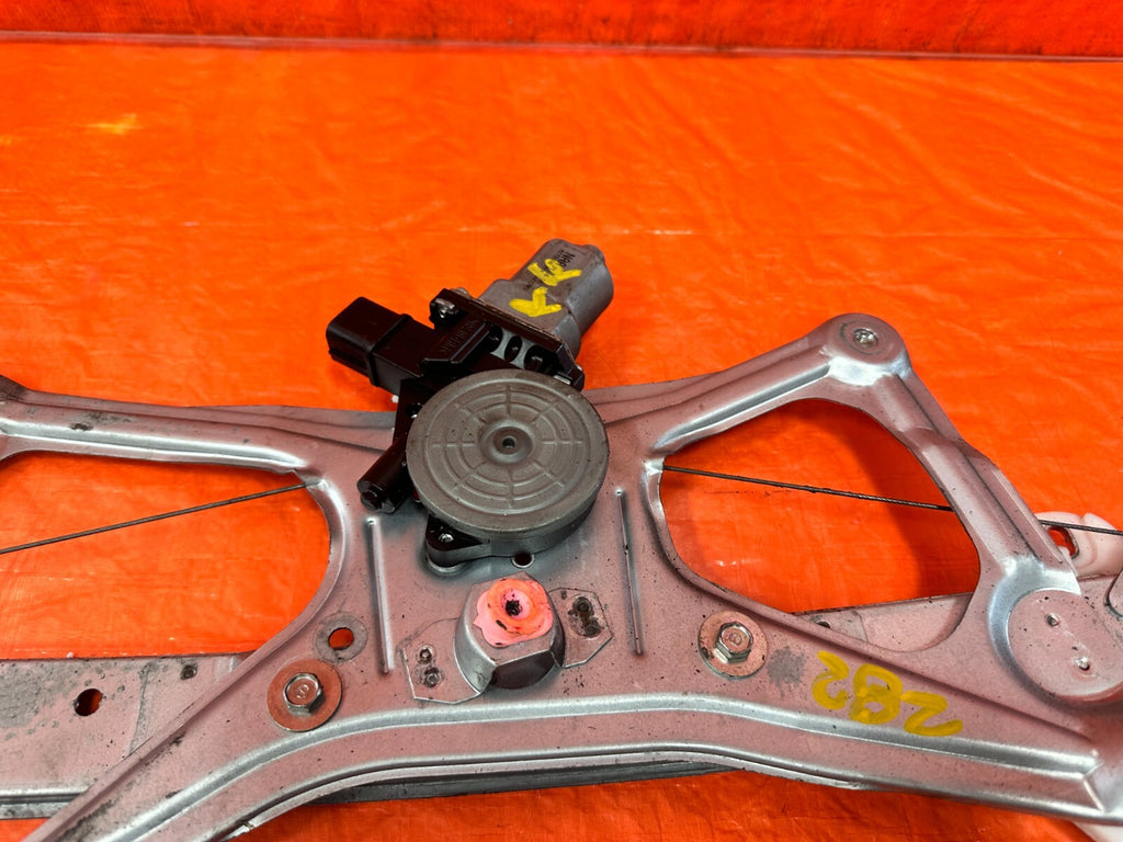 06 11 HONDA CIVIC SEDAN 4 DOOR PASSENGER RIGHT FRONT WINDOW REGULATOR OEM #2822