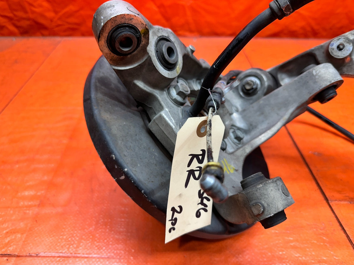 03-08 NISSAN 350Z RIGHT REAR SPINDLE KNUCKLE HUB WITH CONTROL ARMS OEM #34610