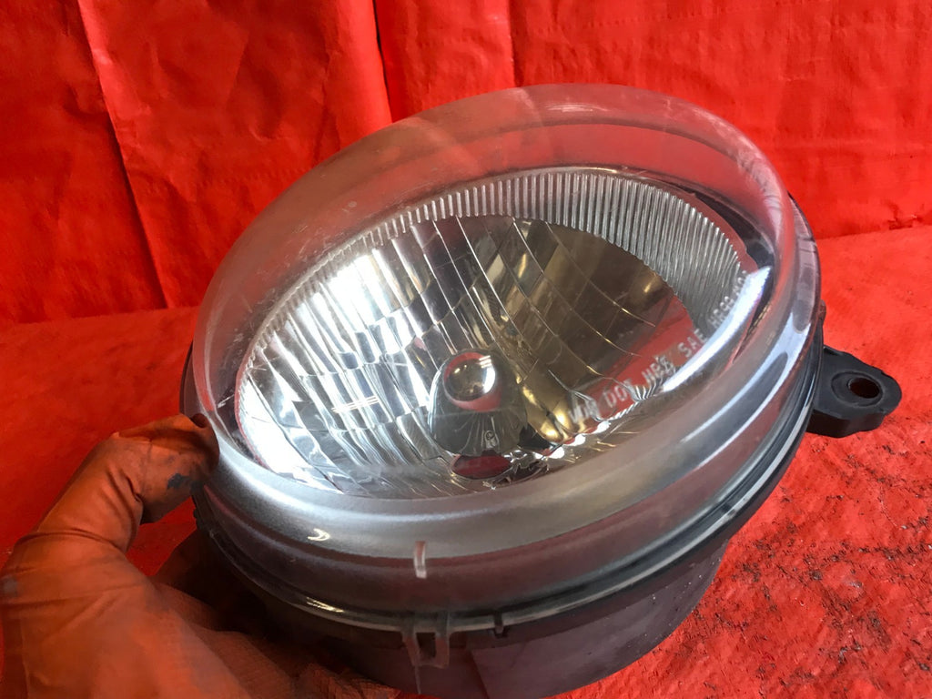 OEM 2004 04 JEEP LIBERTY PASSENGER RIGHT HEADLIGHT HEADLAMP R RH 55155808AB2
