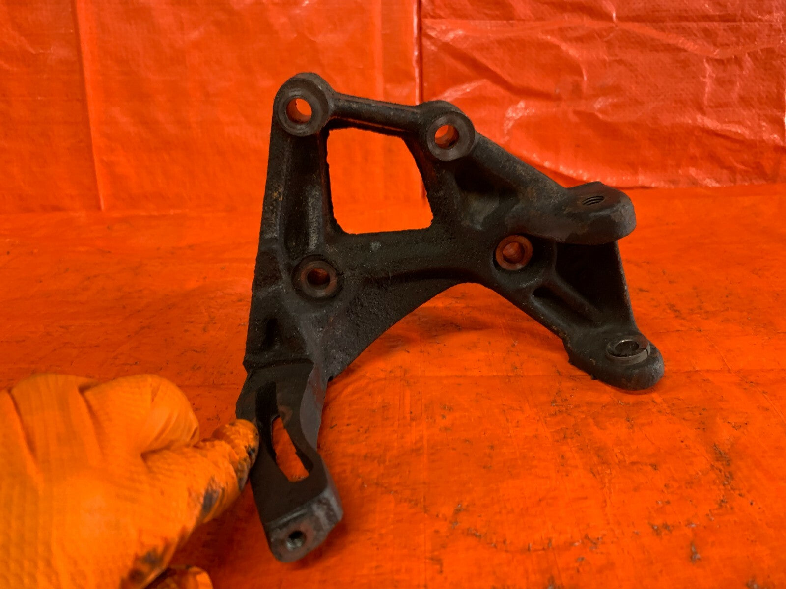 97 01 HONDA PRELUDE BASE & SH   H22A4 ALTERNATOR MOUNTING BRACKET OEM OE FACTORY0