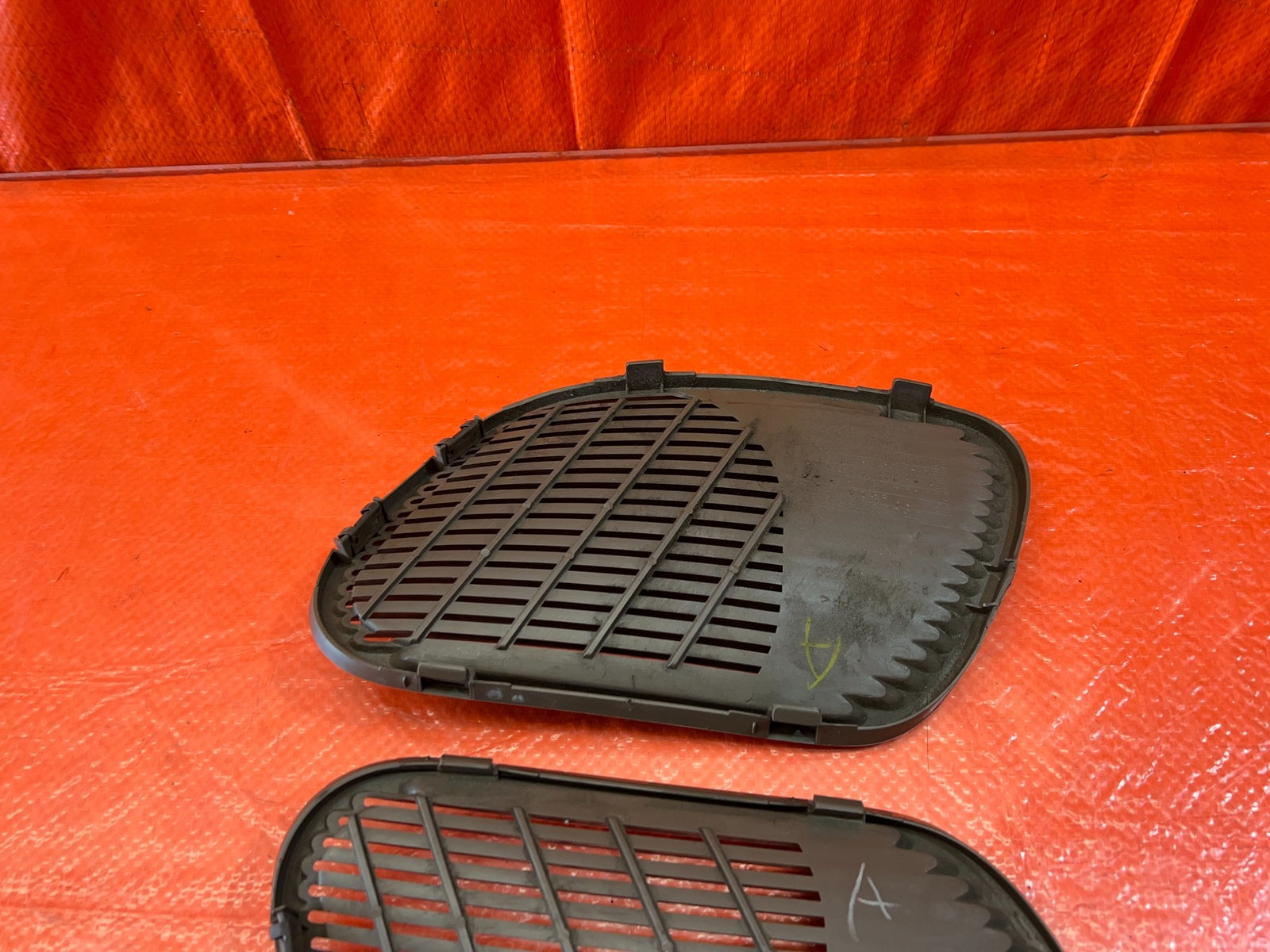 94 01 ACURA INTEGRA 2D REAR SPEAKER COVER TRIM PLASTIC LEFT & RIGHT TAN OEM #16413