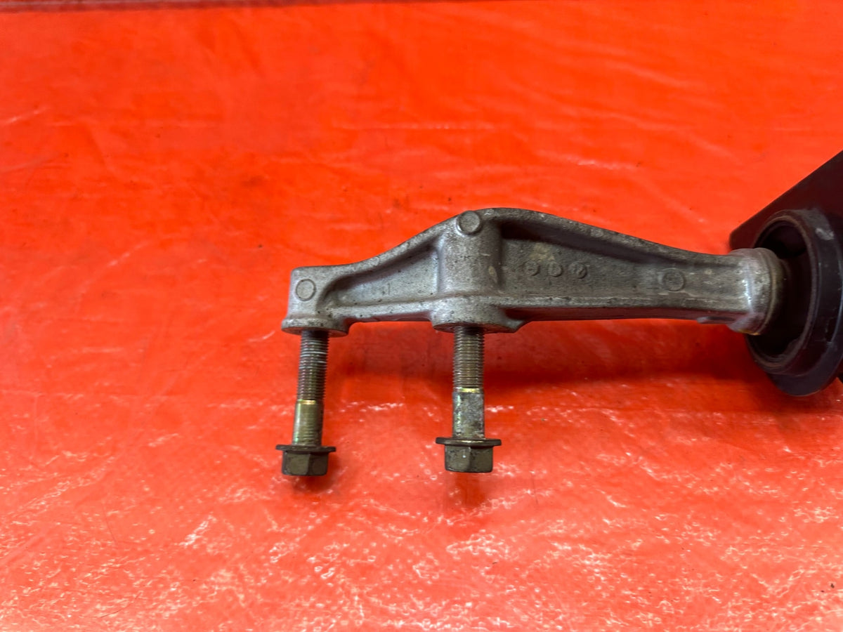 00 09 HONDA S2000   DRIVER LEFT   ALUMINUM MOUNTING BRACKET BRACE   OEM #1976