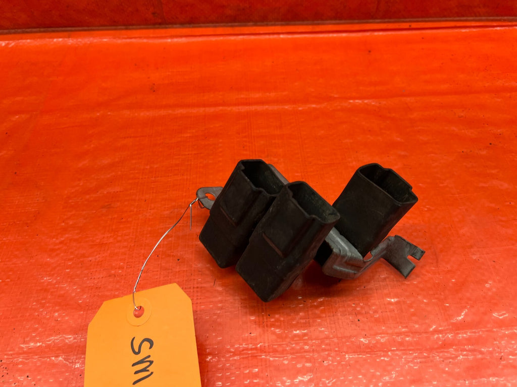 1992 92 ACURA INTEGRA   ENGINE BAY UNDER THE HOOD RELAY SET OF 3   OEM #1605