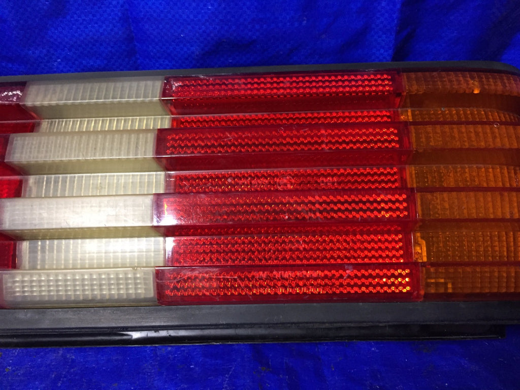OEM 1986 1987 88 89 90 MERCEDES W126 280 380 560 SEL PASSENGER RIGHT TAIL LIGHT3