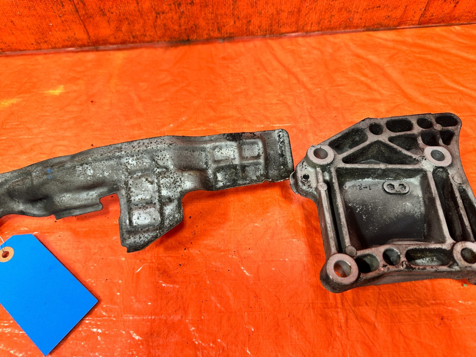 97 01 HONDA PRELUDE BASE & SH   H22A4 HVAC AC MOUNTING BRACKET OEM FACTORY 3235