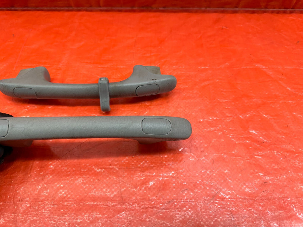 02 05 HONDA CIVIC SI EP3 HATCHBACK   INTERIOR GRAB HANDLE SET LEFT RIGHT OEM 1878