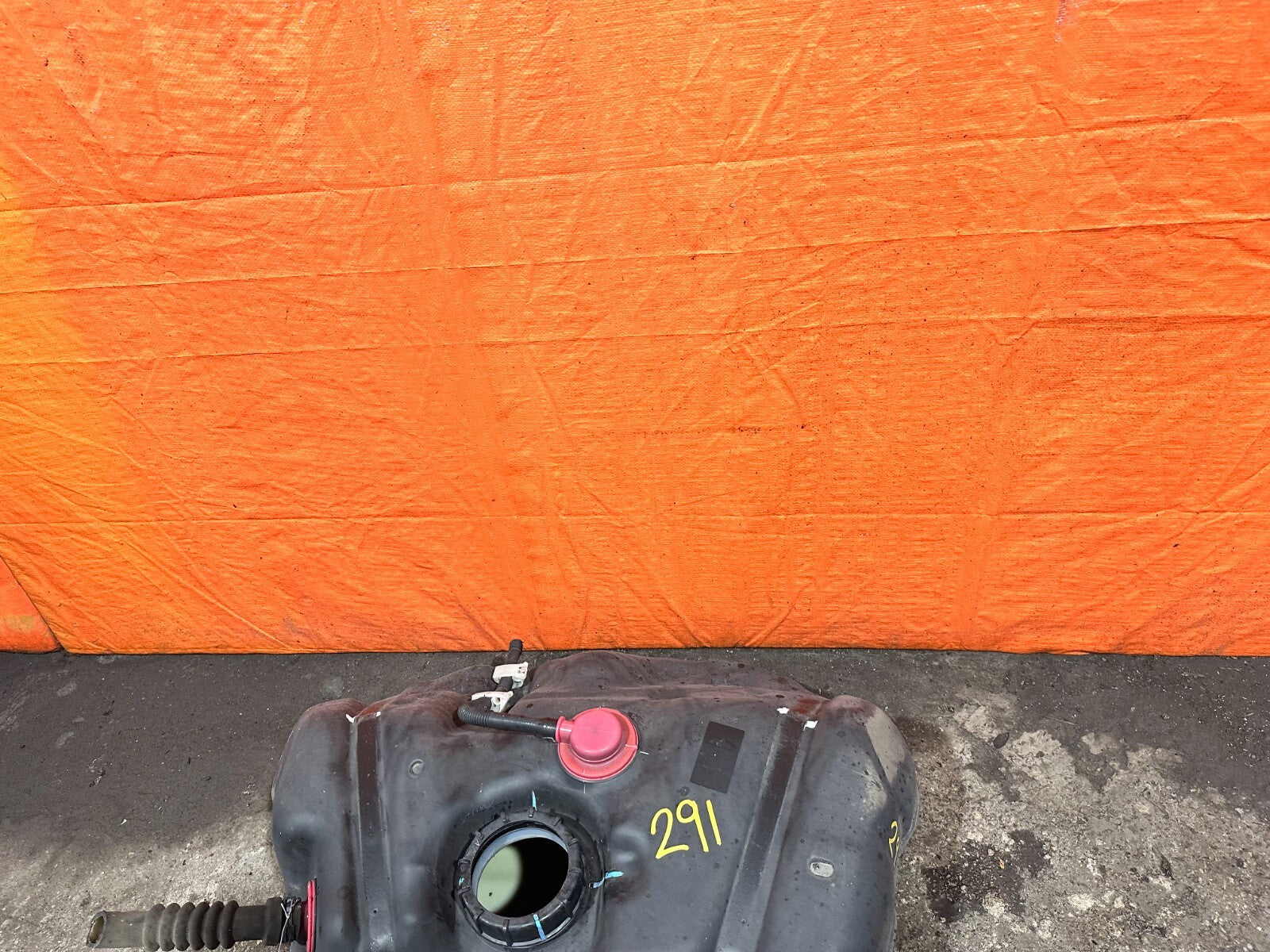 04 05 ACURA TSX   GASOLINE GAS FUEL TANK ASSEMBLY   OEM FACTORY #2902