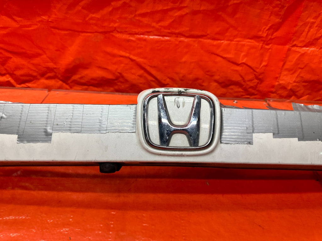 2018 2022 HONDA ACCORD REAR TRUNK TRIM FINISH PANEL BADGE OEM #20ACC6