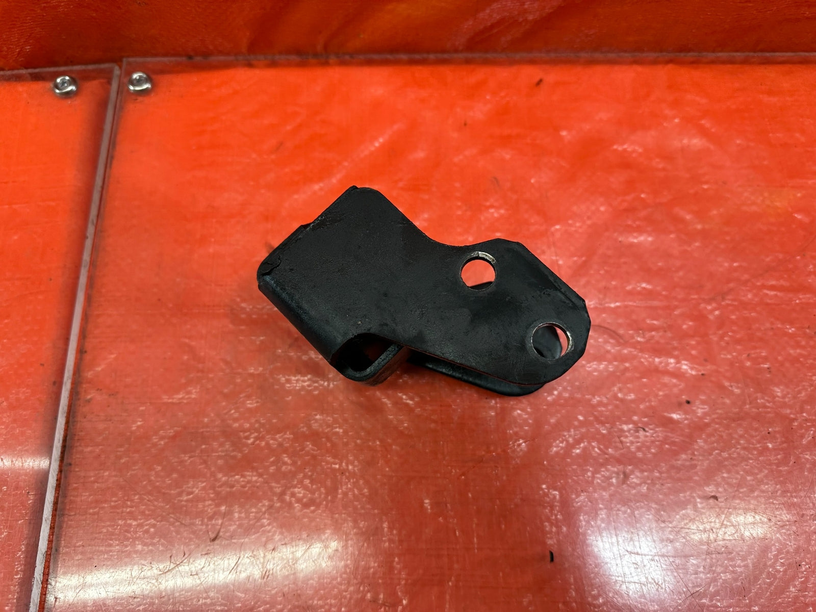 08 15 LANCER EVOLUTION X EVO 10 MR TRANSMISSION MOUNT BRACKET   OEM FACTORY #2177