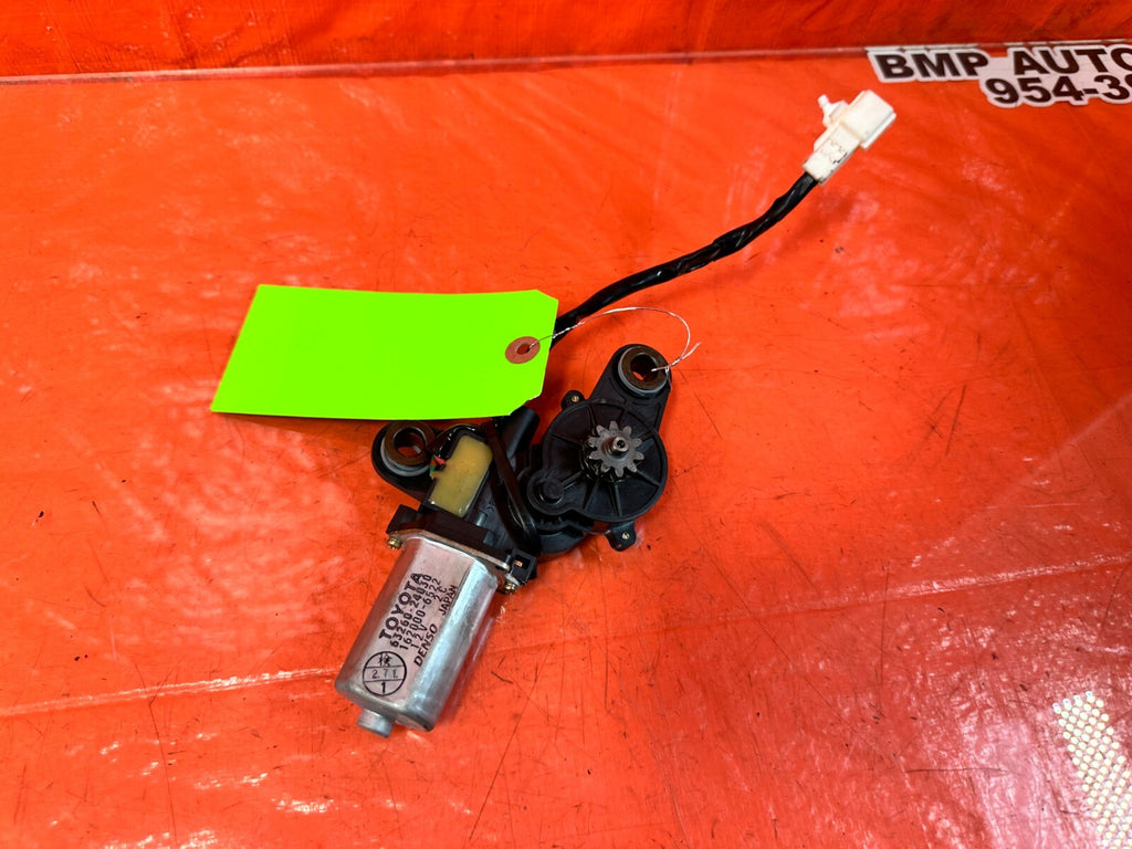 02 10 LEXUS SC430   CONVERTIBLE FRONT CENTER LATCH MOTOR   OEM FACTORY #2617