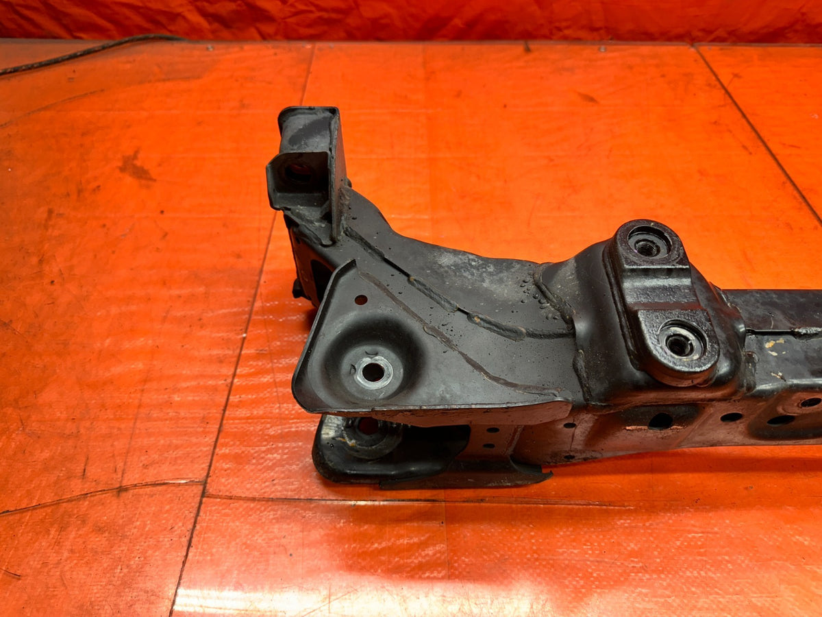 03-08 NISSAN 350Z FRONT ENGINE SUBFRAME CROSSMEMBER K-MEMBER OEM #3466