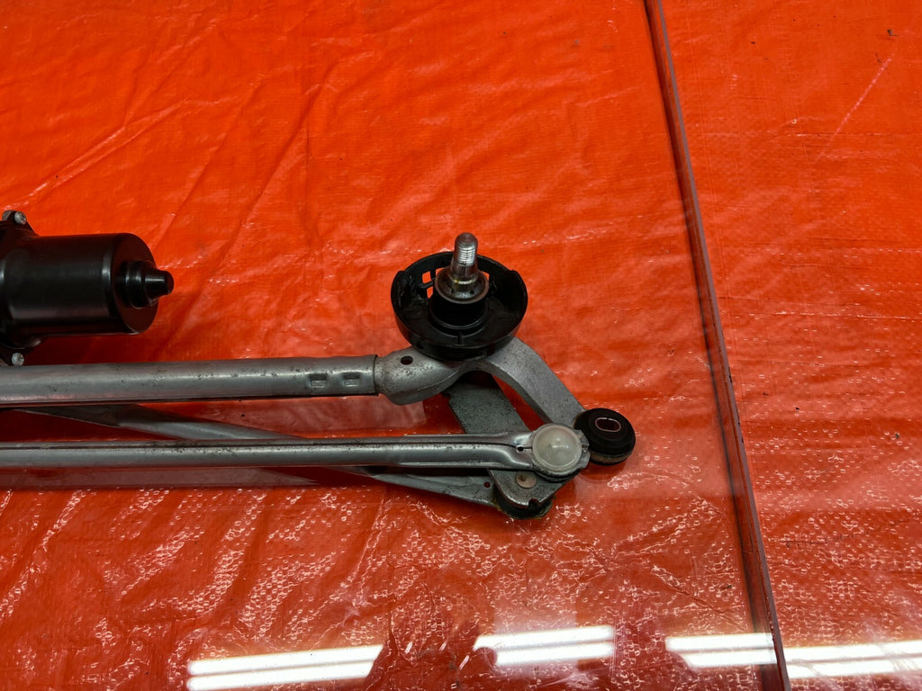 14 20 INFINITI Q50 Q60   WINDSHIELD WIPER MOTOR W/ LINKAGE   OEM FACTORY #963