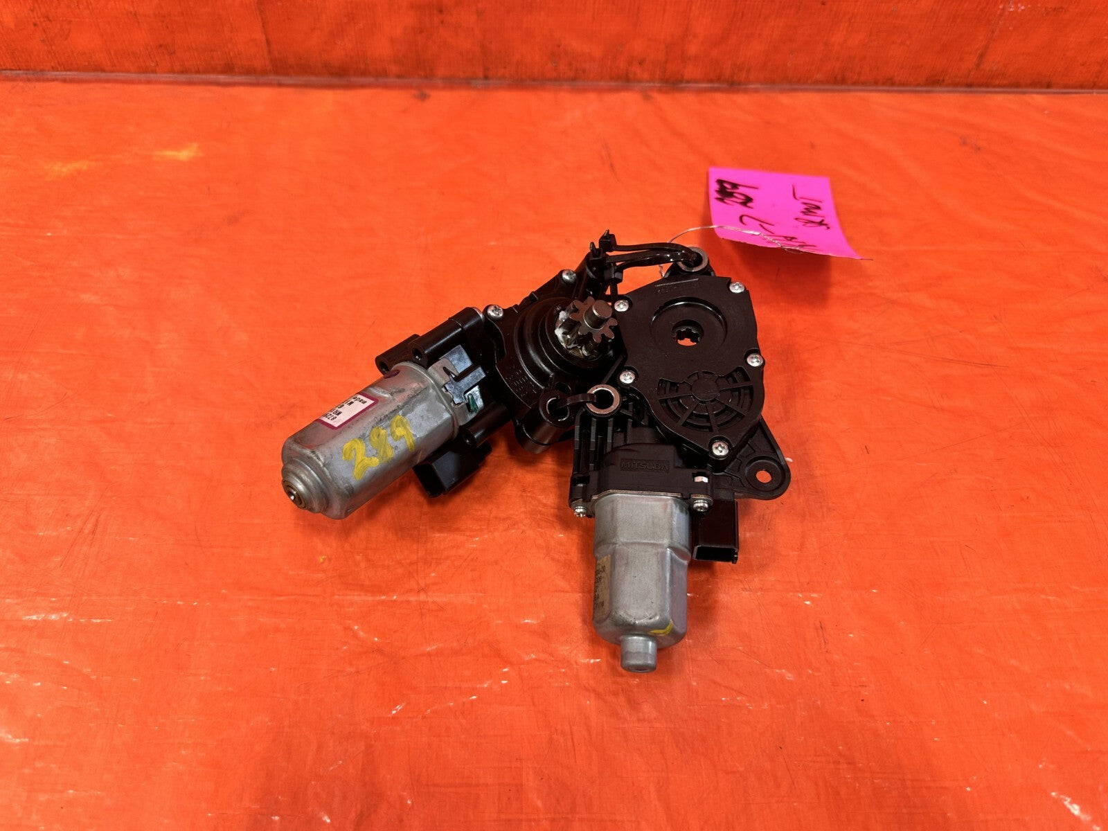 17 20 INFINITI Q60   DRIVER LEFT SEAT MOTORS   OEM FACTORY OE #2899