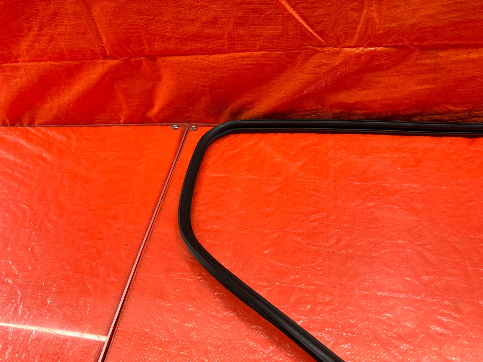 00 09 HONDA S2000   REAR TRUNK WEATHER STRIP GASKET SEAL   OEM FACTORY #22513