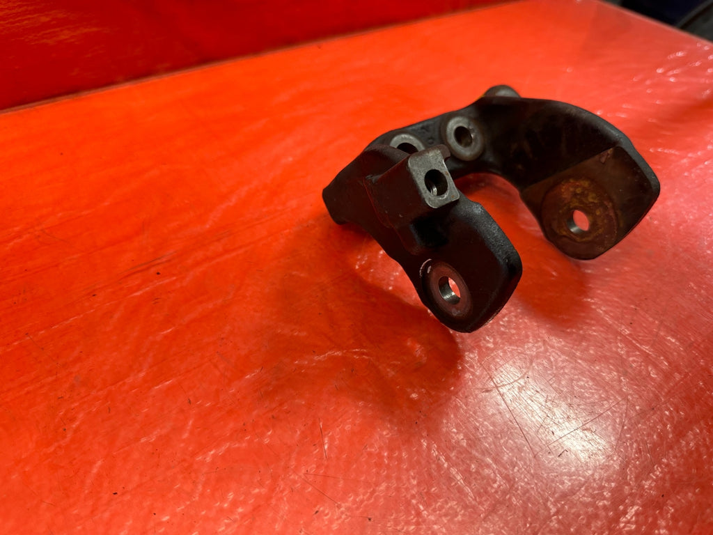 08 15 LANCER EVOLUTION X EVO 10 MR   AUTOMATIC TRANSMISSION BRACKET   OEM #2067