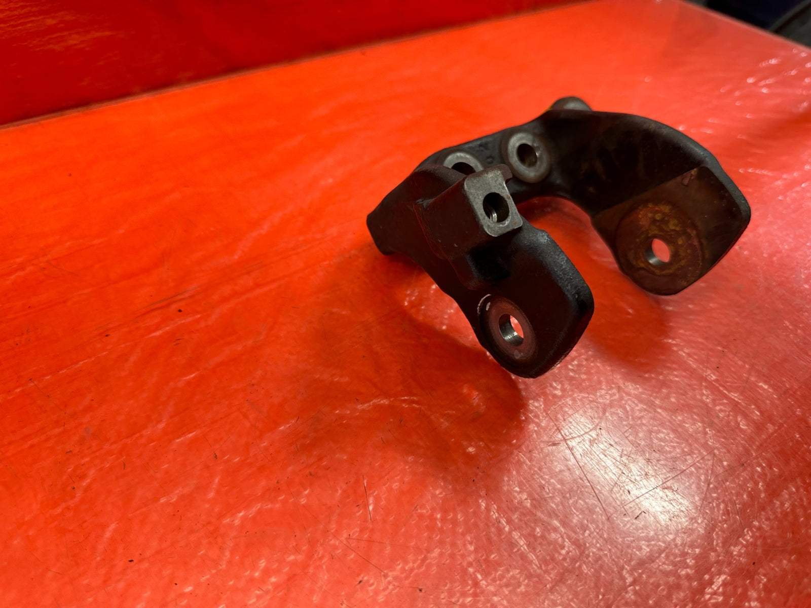 08 15 LANCER EVOLUTION X EVO 10 MR   AUTOMATIC TRANSMISSION BRACKET   OEM #2067