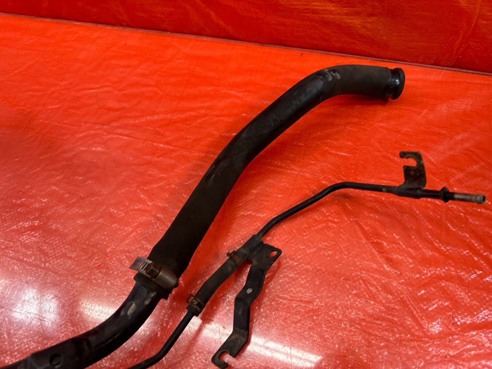 08 10 INFINITI G37 2D COUPE   GASOLINE GAS FUEL FILLER NECK PIPE   OEM #1906