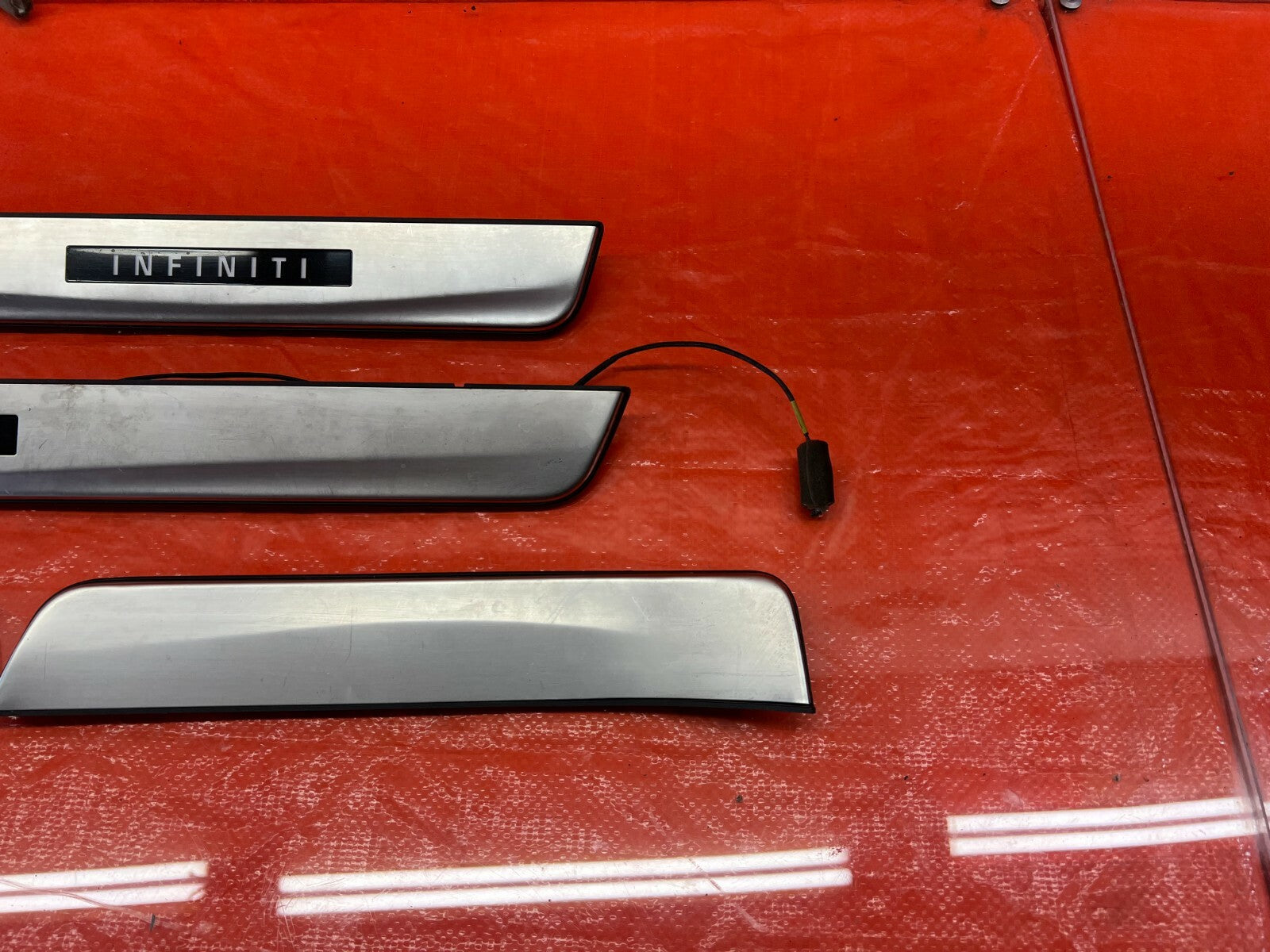 14 15 INFINITI Q50 ILLUMINATING LED SCUFF PLATE FLOOR PILLAR SET FRONT REAR OEM4