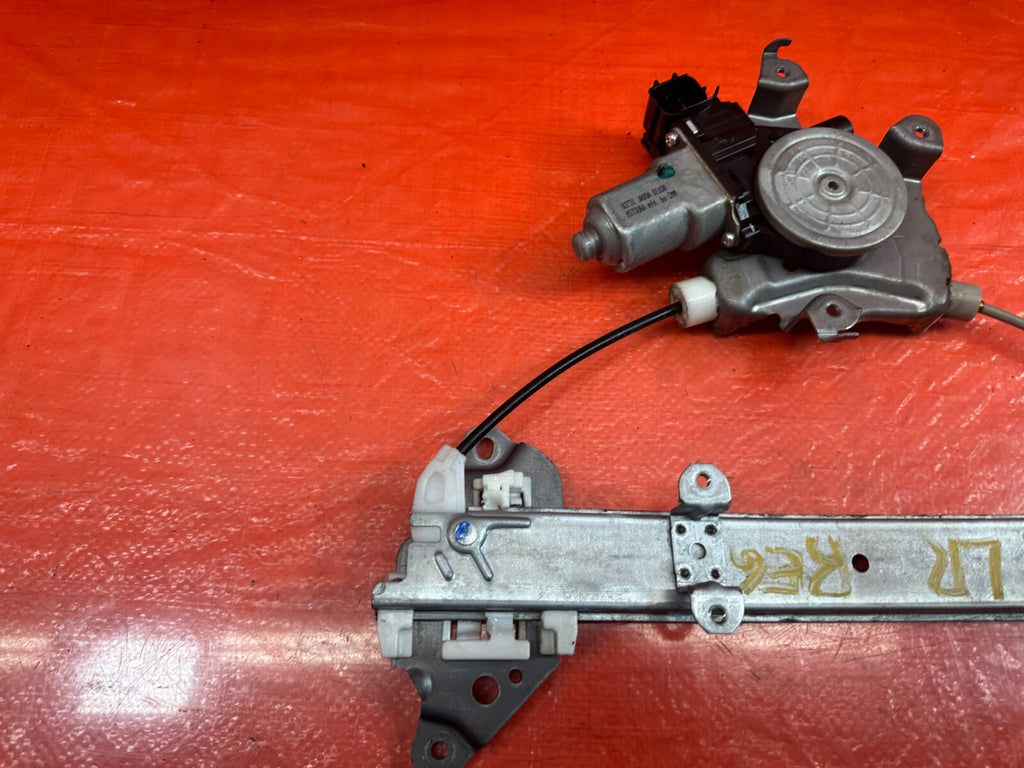 14 20 INFINITI Q50   DRIVER LEFT REAR   WINDOW REGULATOR W/ MOTOR   OEM #13110
