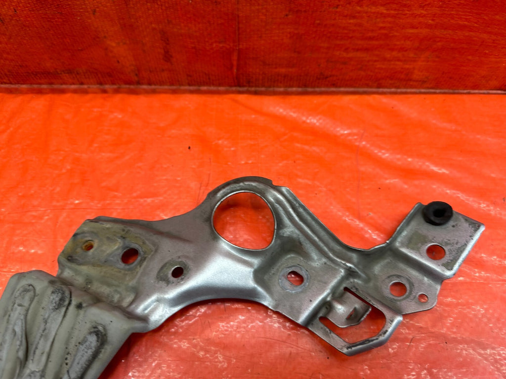 04 08 ACURA TL   DRIVER LEFT RADIATOR SUPPORT BRACKET   OEM #2342