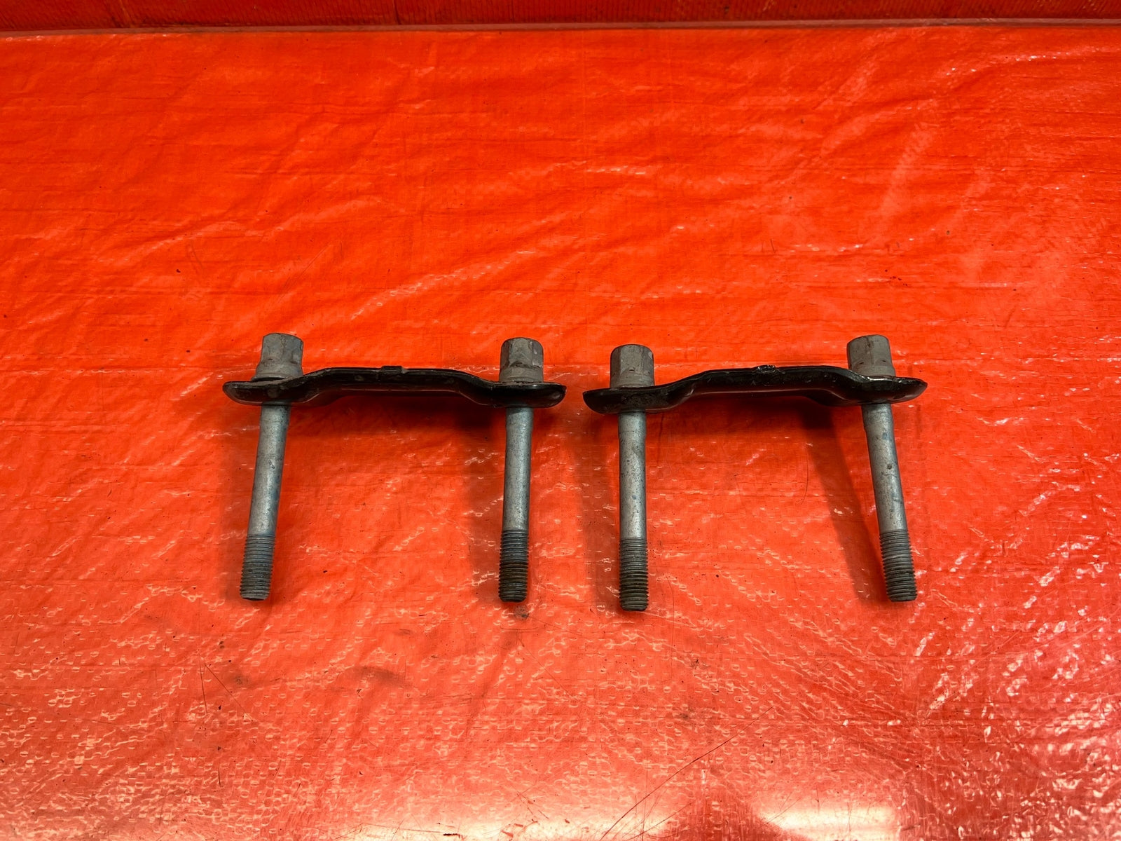 18 21 HONDA ACCORD EX EXL SPORT 1.5L   FRONT SWAY BAR BRACKETS & BOLTS   OEM 1847