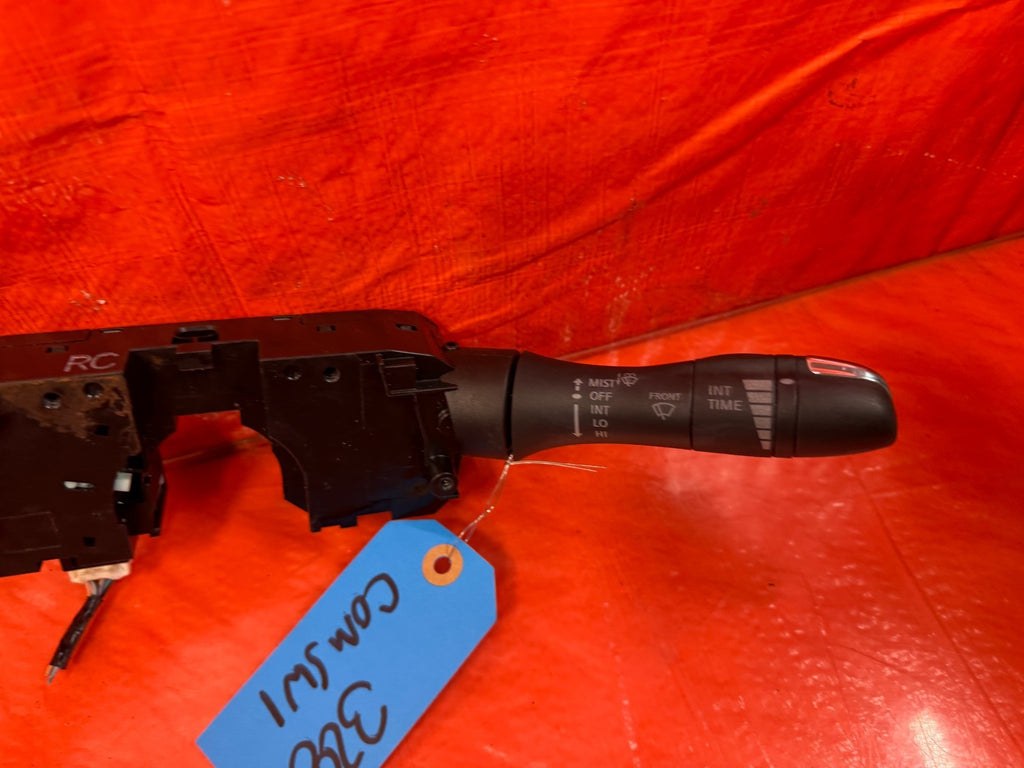 08 09 INFINITI G37 2D COUPE   HEADLIGHT AND WIPER COMBINATION SWITCH   OEM 3285
