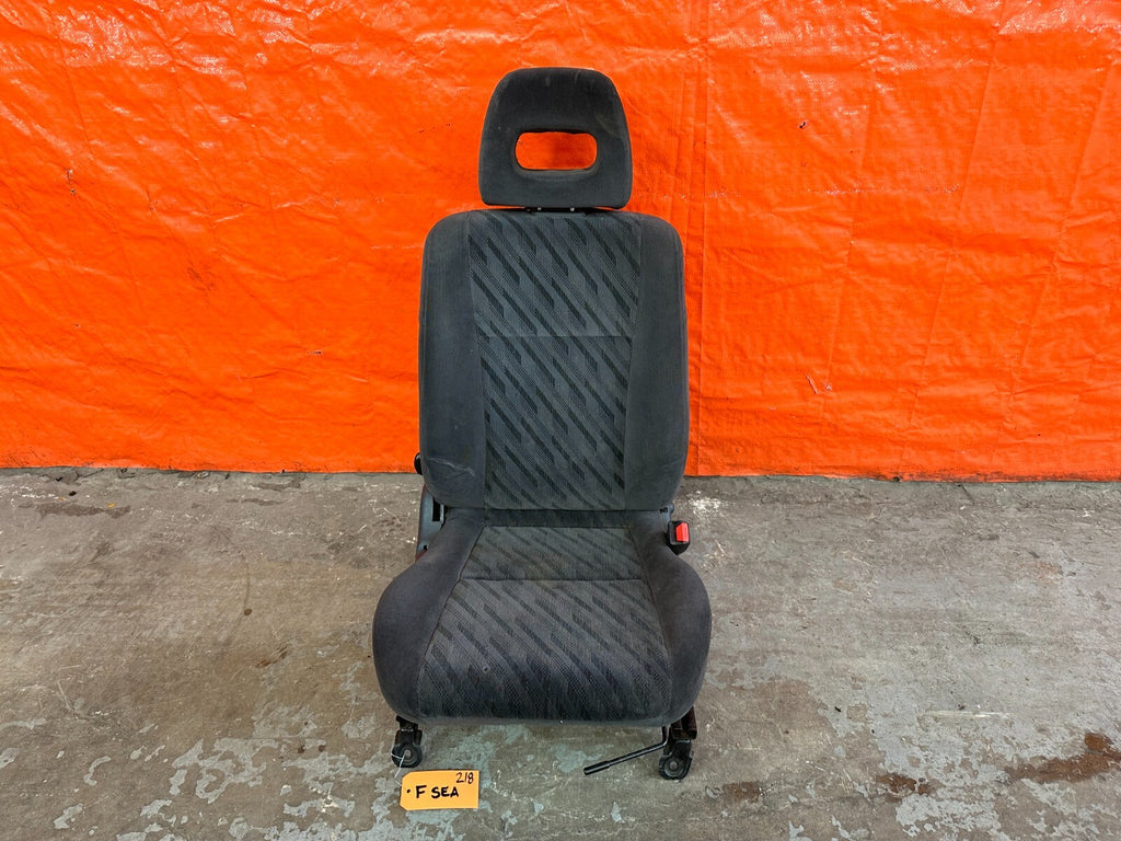 96 00 HONDA CIVIC EM1 SI MODEL PASSENGER RIGHT FRONT SEAT CHAIR & RAILS OEM #2184