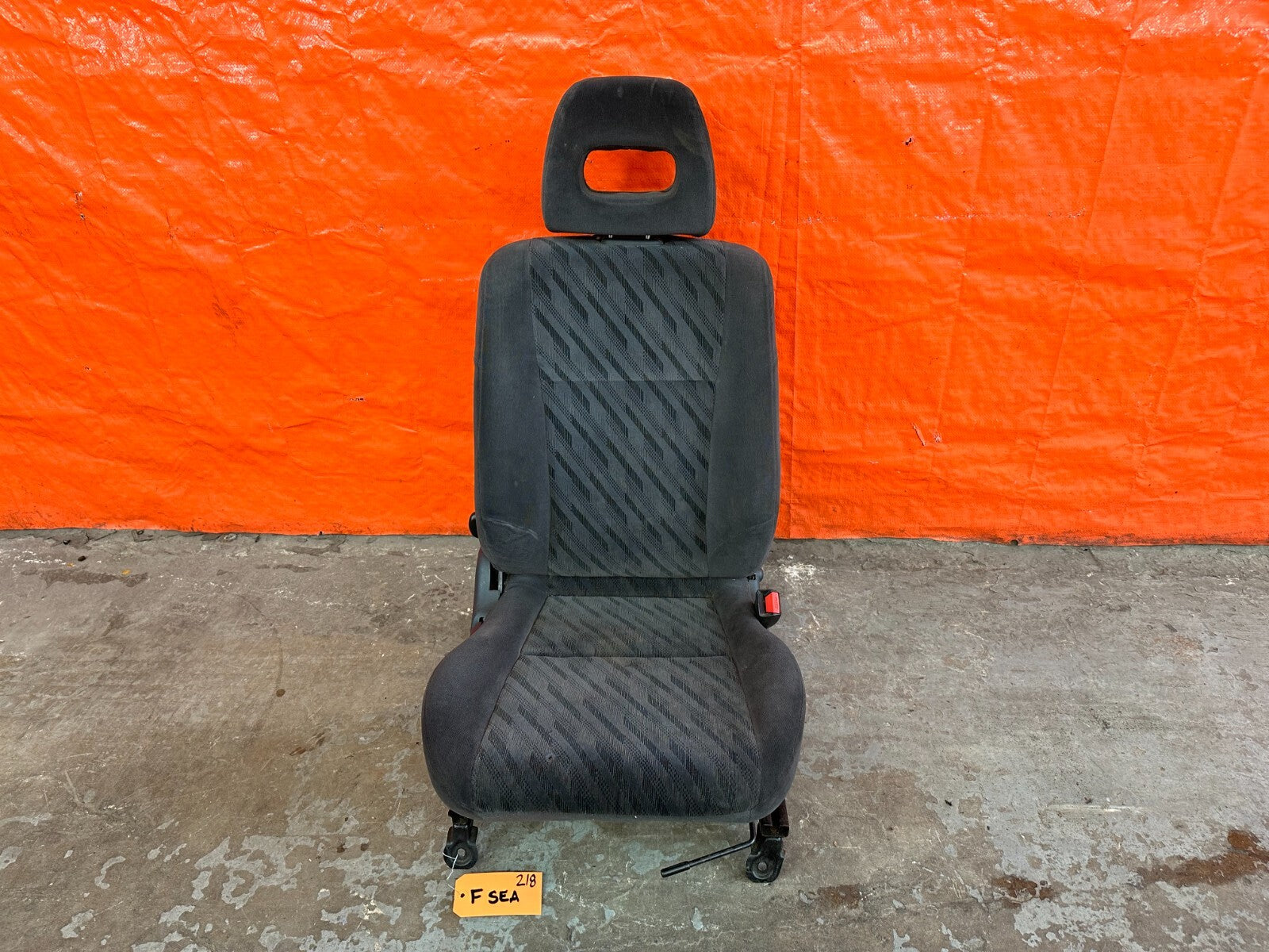 96 00 HONDA CIVIC EM1 SI MODEL PASSENGER RIGHT FRONT SEAT CHAIR & RAILS OEM #2184