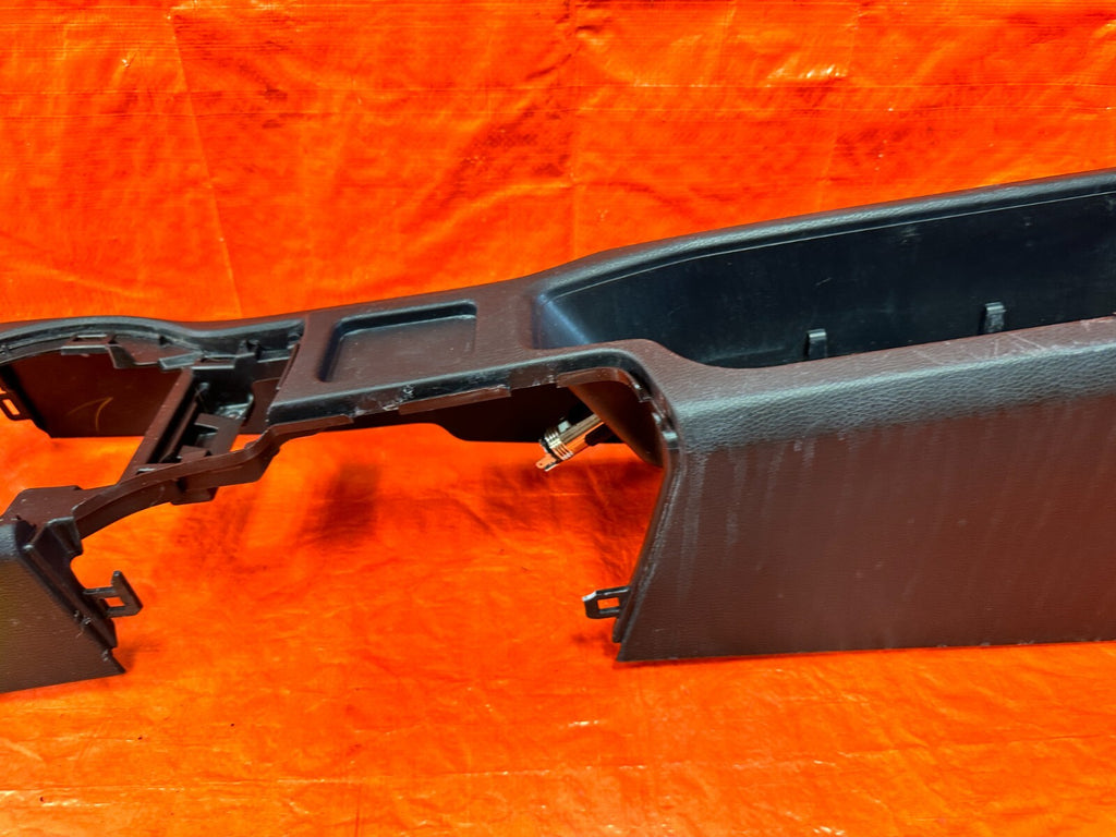 13 20 SUBARU BRZ   ARM REST / CENTER CONSOLE STORAGE COMPARTMENT   OEM #2933