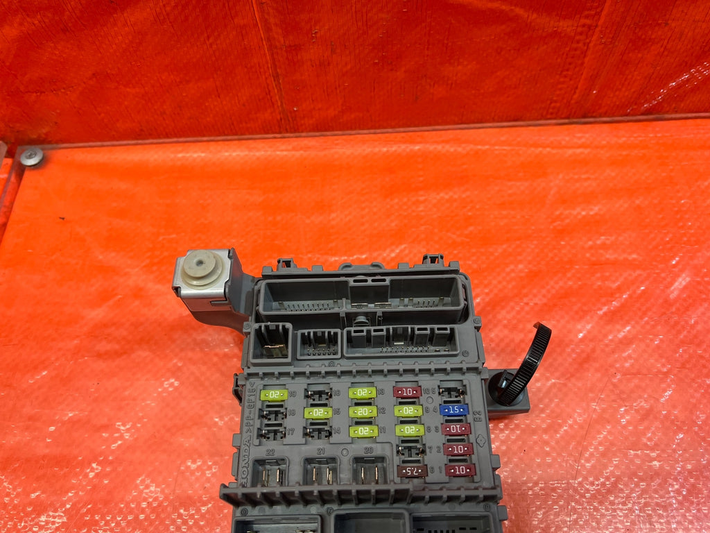 09 10 ACURA TSX INTERIOR CABIN UNDER DASH FUSE BOX PANEL   DRIVER LEFT SIDE #1676
