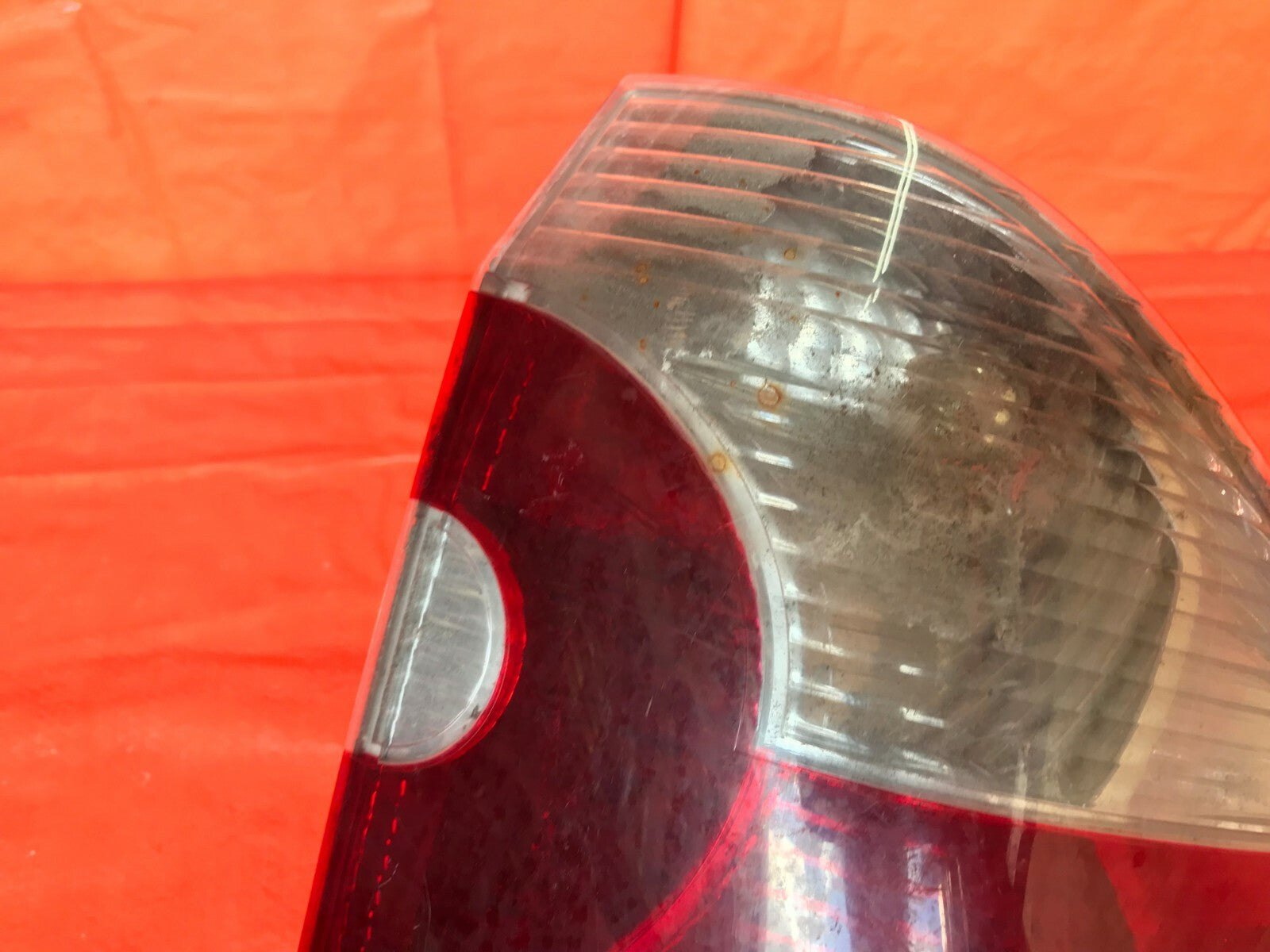OEM 2004 2005 2006 BMW X3 PASSENGER RIGHT OUTER TAIL LIGHT LAMP 04 05 06 R RH3