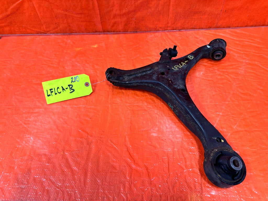 05 06 ACURA RSX   BASE   FRONT LOWER CONTROL ARMS   LEFT & RIGHT   CORE USE ONLY9