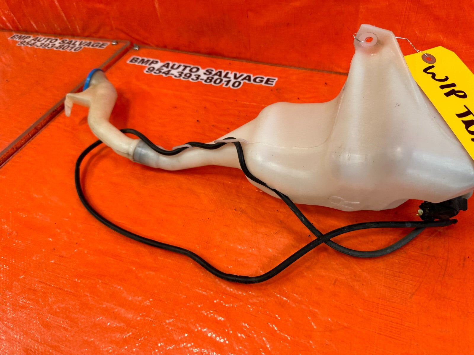 06 11 HONDA CIVIC SI COUPE WINDSHIELD WIPER RESERVOIR TANK W/ MOTOR OEM OE #2604