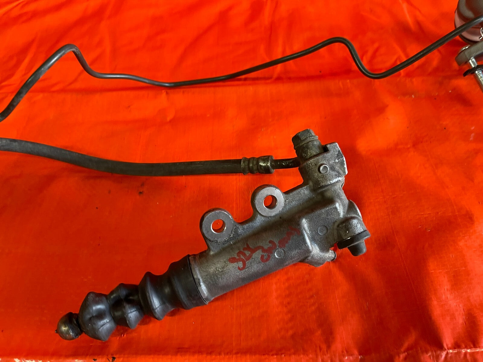 04 09 HONDA S2000   AP2   CLUTCH MASTER CYLINDER SLAVE CYLINDER & ALL LINES OEM8