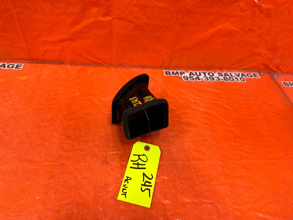 08 15 INFINITI G37 Q60 2D COUPE PASSENGER RIGHT AC AIR CONDITIONING VENT OEM 2458